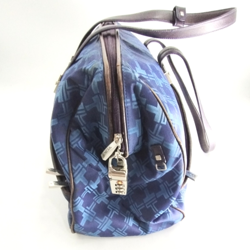 Tumi Voyager‎ Blue Logo Duffle  Bag - Picture 4 of 16